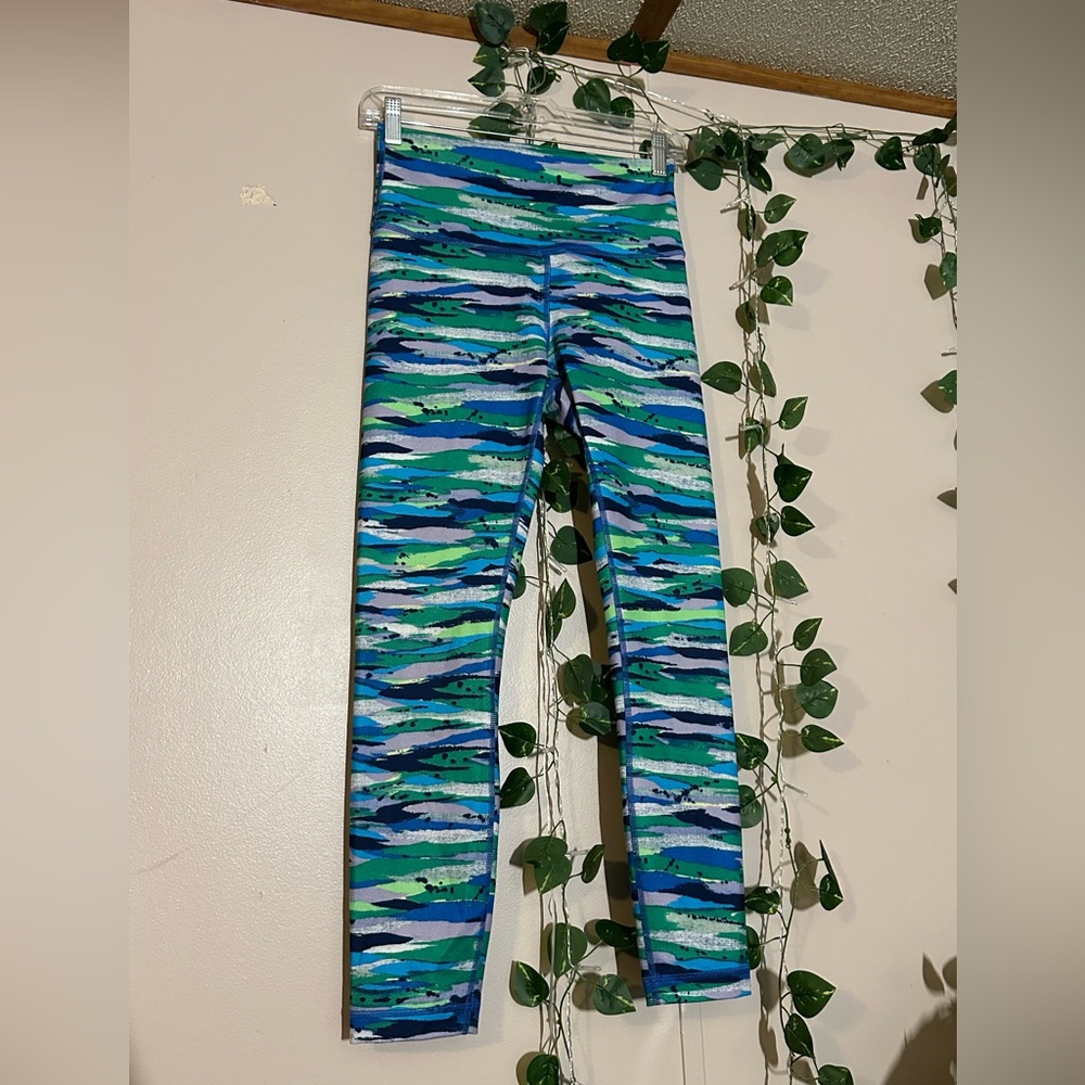 Lululemon Wunder Under Hi-Rise Pant in the Seven Wonders Multi print
